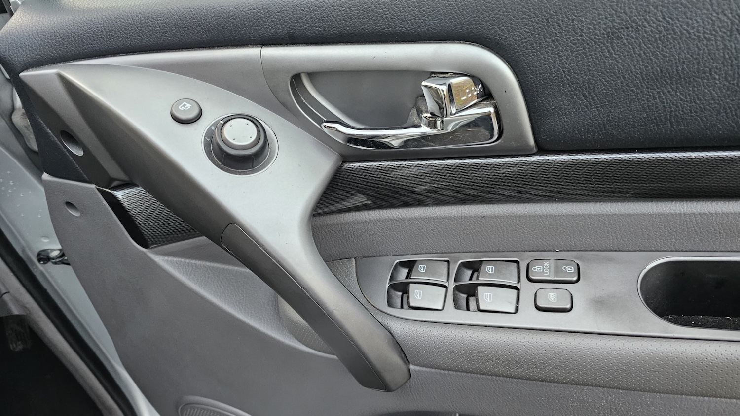 Used Ssangyong Turismo 2015 for sale - 77742723: Photo 53