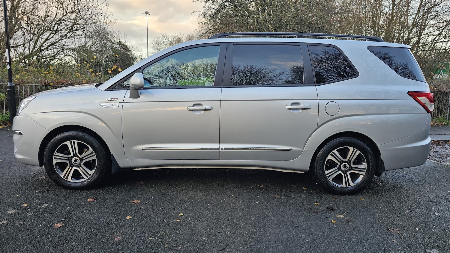Used Ssangyong Turismo 2015 for sale - 77742723: Photo 62