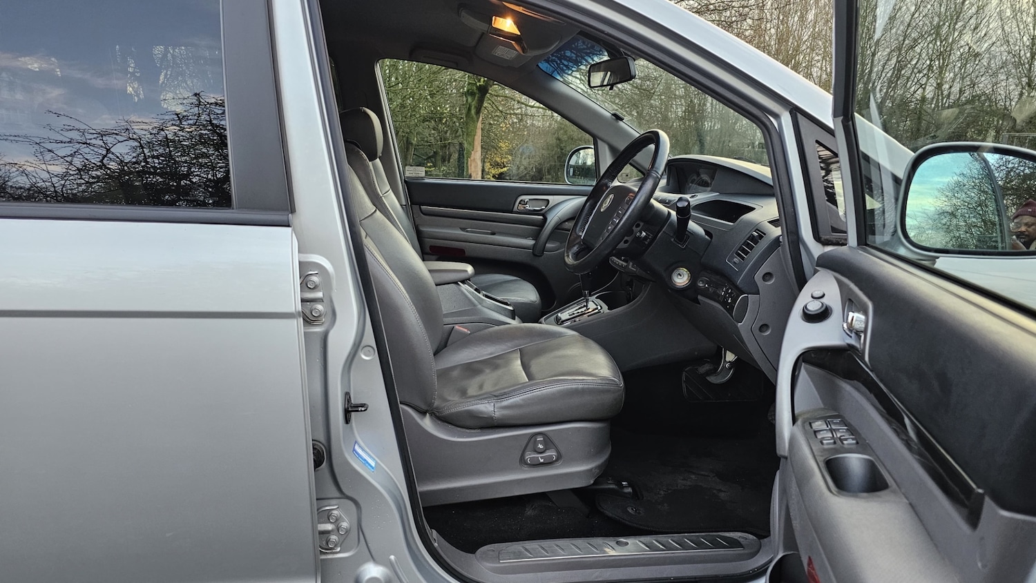 Used Ssangyong Turismo 2015 for sale - 77742723: Photo 8