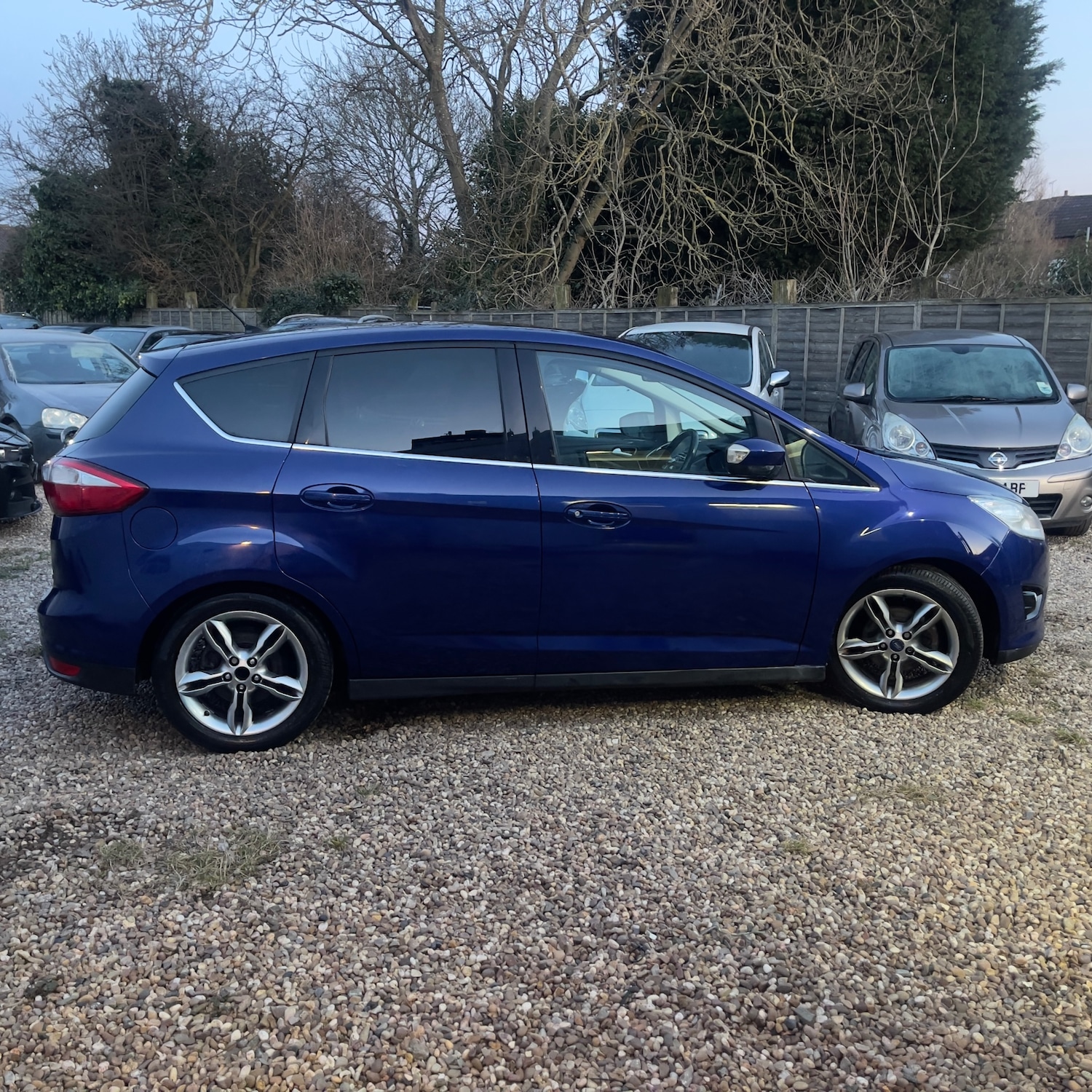 Used Ford C-Max 2014 for sale - 76740980: Photo 4