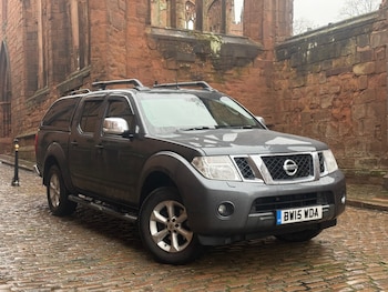 Used Nissan Navara 2015 for sale - 76763614: Photo