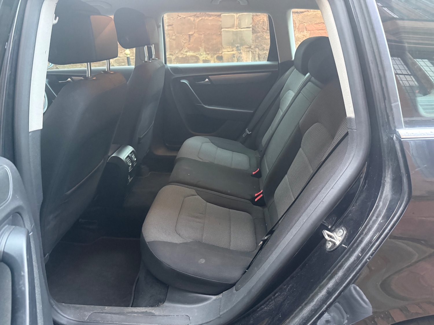 Used Volkswagen Passat 2011 for sale - 76847716: Photo 12