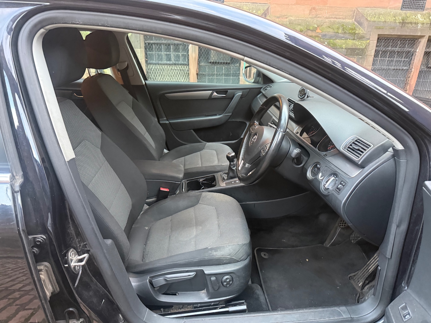 Used Volkswagen Passat 2011 for sale - 76847716: Photo 19