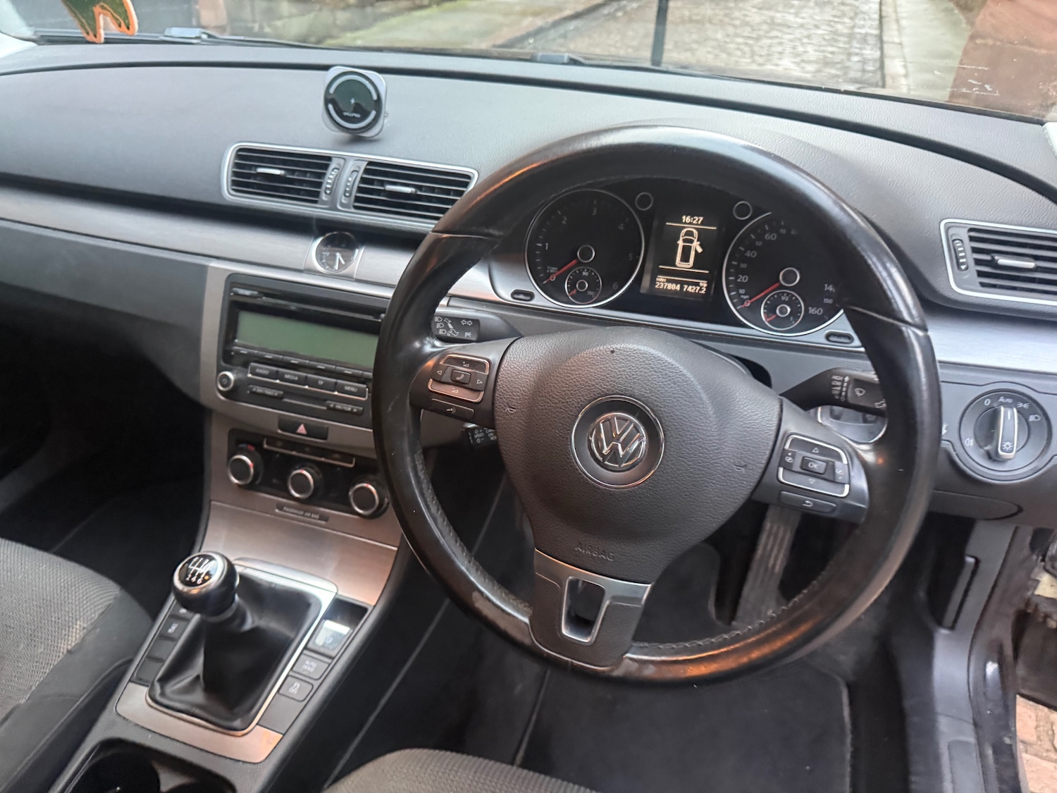 Used Volkswagen Passat 2011 for sale - 76847716: Photo 7