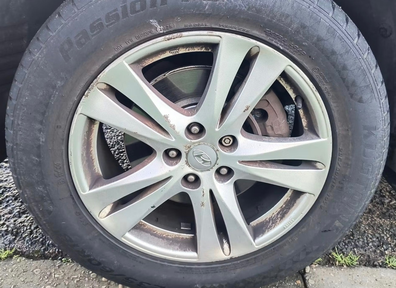 Used Hyundai Santa Fe 2011 for sale - 77162717: Photo 12