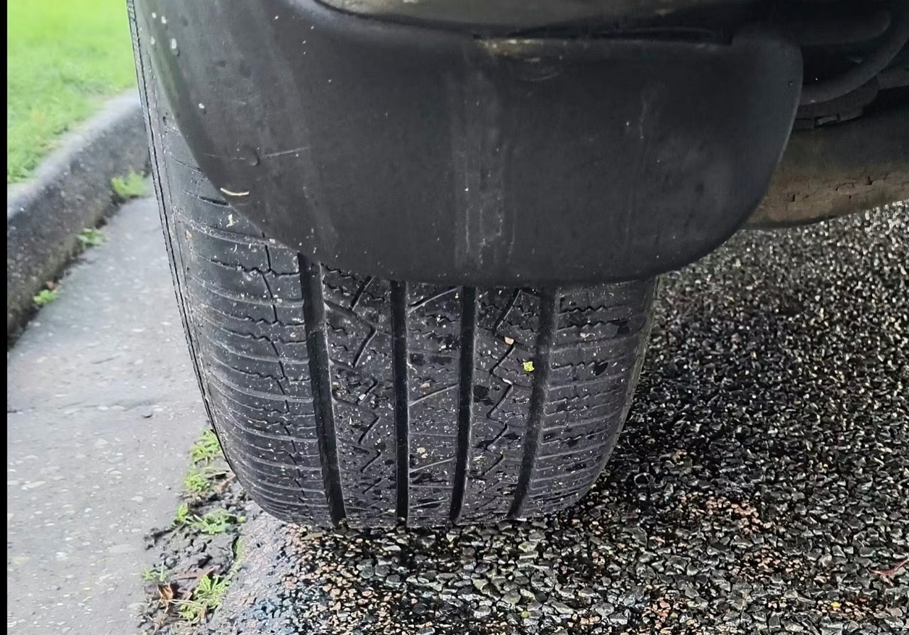 Used Hyundai Santa Fe 2011 for sale - 77162717: Photo 15