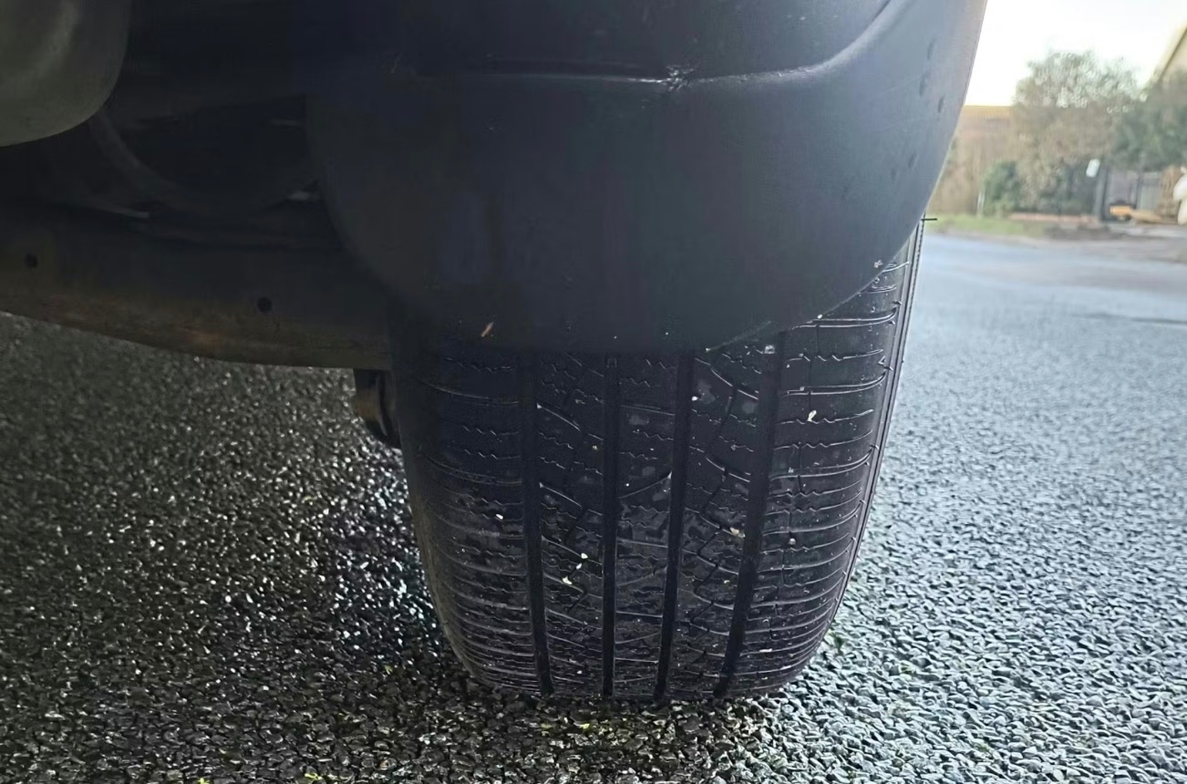 Used Hyundai Santa Fe 2011 for sale - 77162717: Photo 16