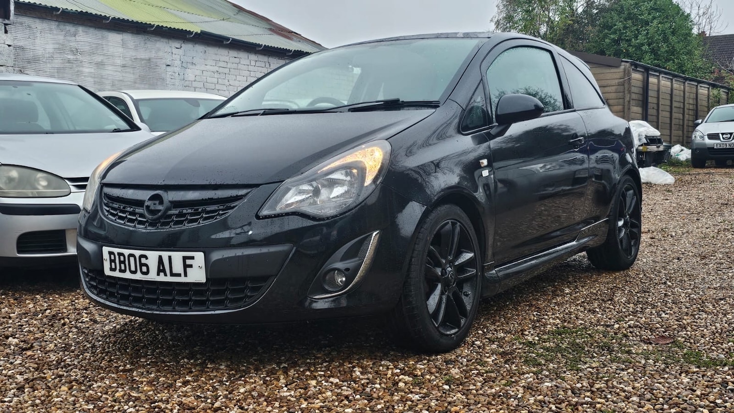 Used Vauxhall Corsa 2013 for sale - 76623858: Photo 2