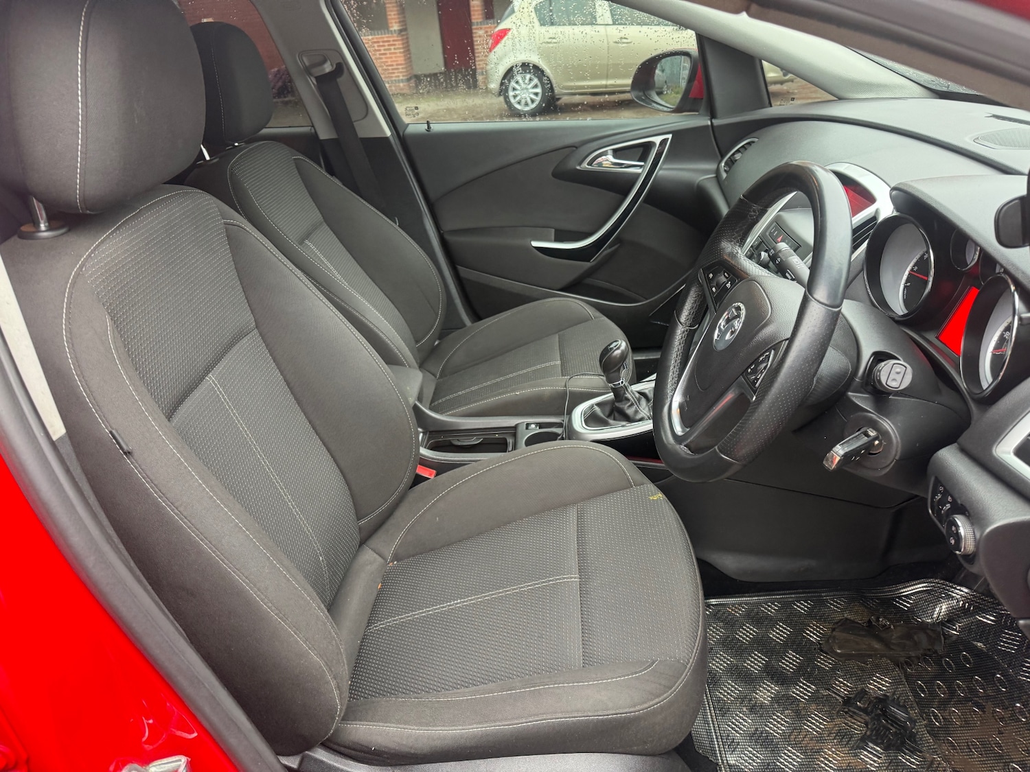 Used Vauxhall Astra 2010 for sale - 77530359: Photo 19