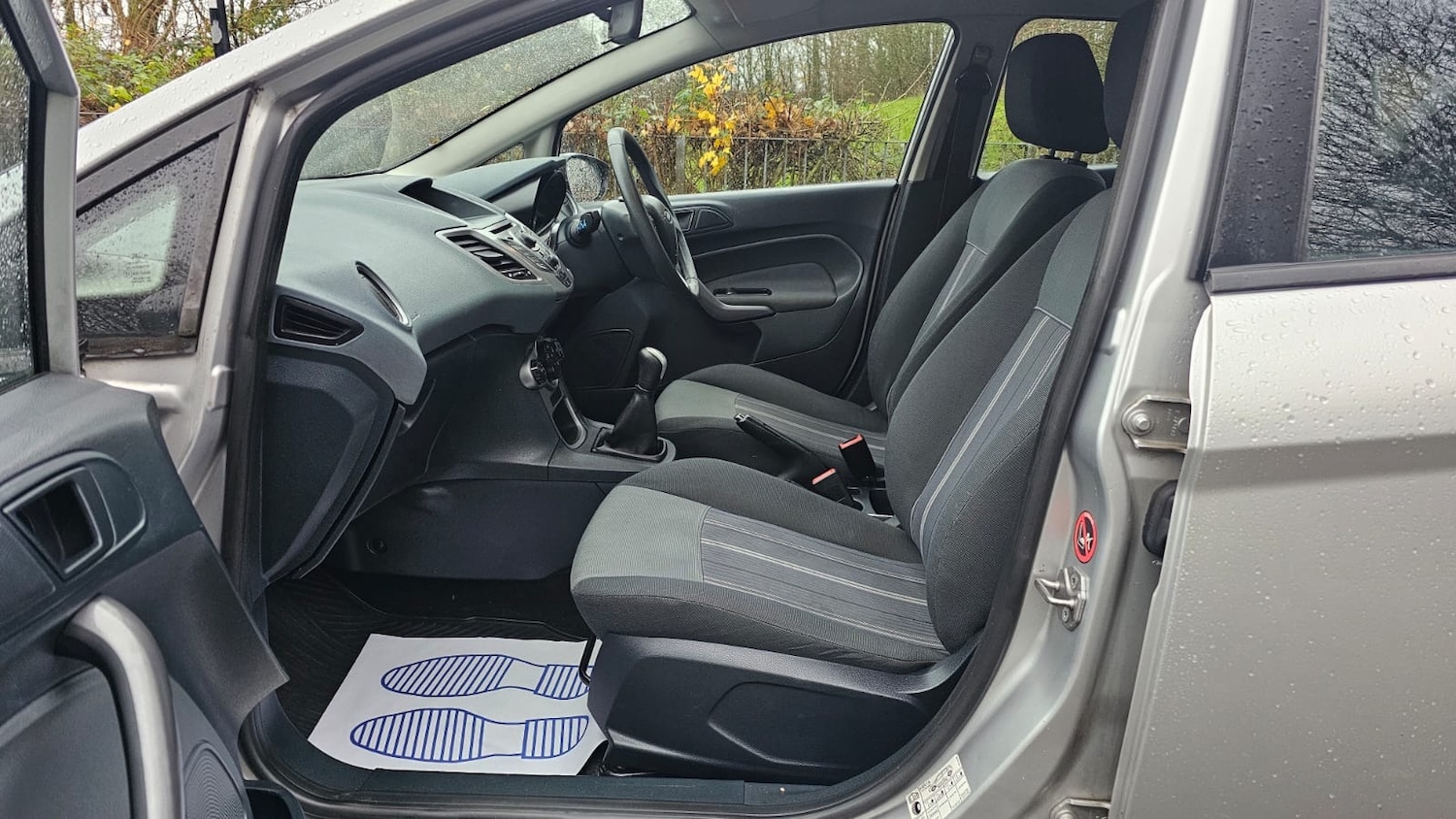 Used Ford Fiesta 2010 for sale - 77085128: Photo 11