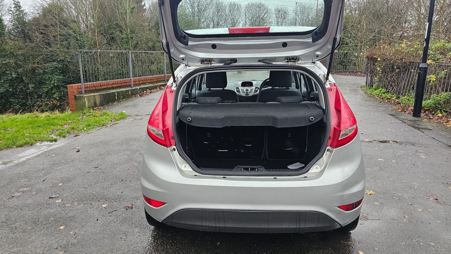 Used Ford Fiesta 2010 for sale - 77085128: Photo 14