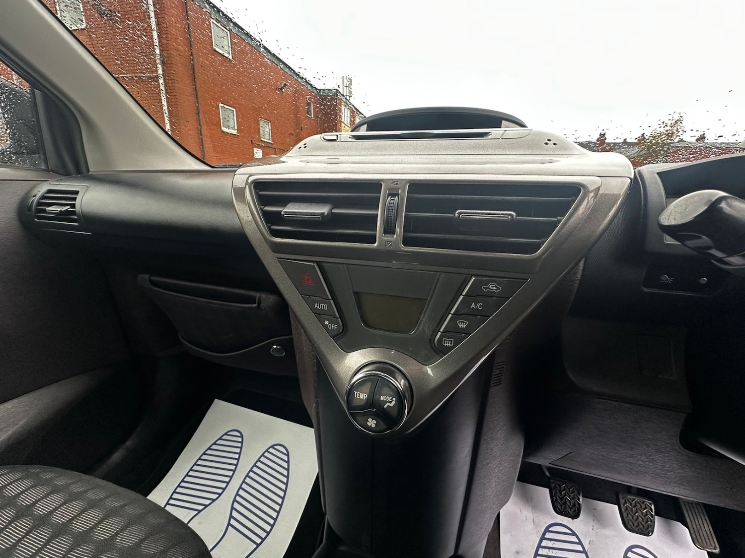 Used Toyota IQ 2009 for sale - 76741409: Photo 13