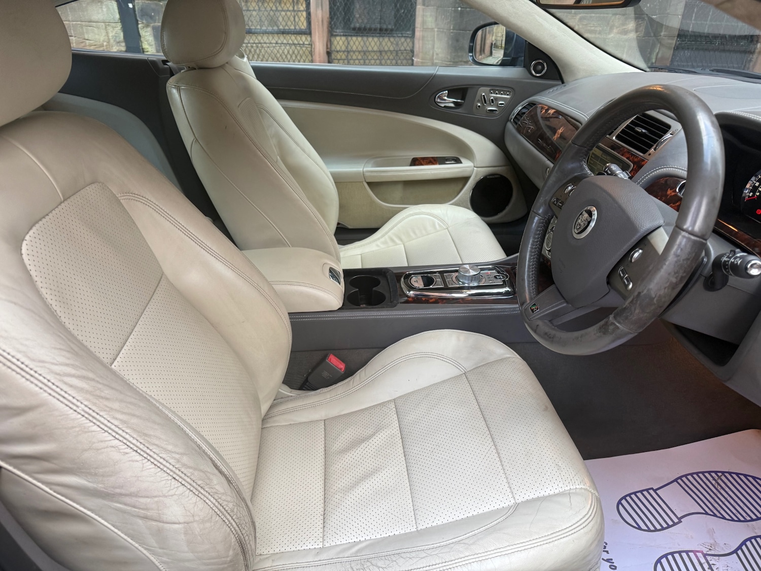 Used Jaguar XK 2011 for sale - 76918205: Photo 31