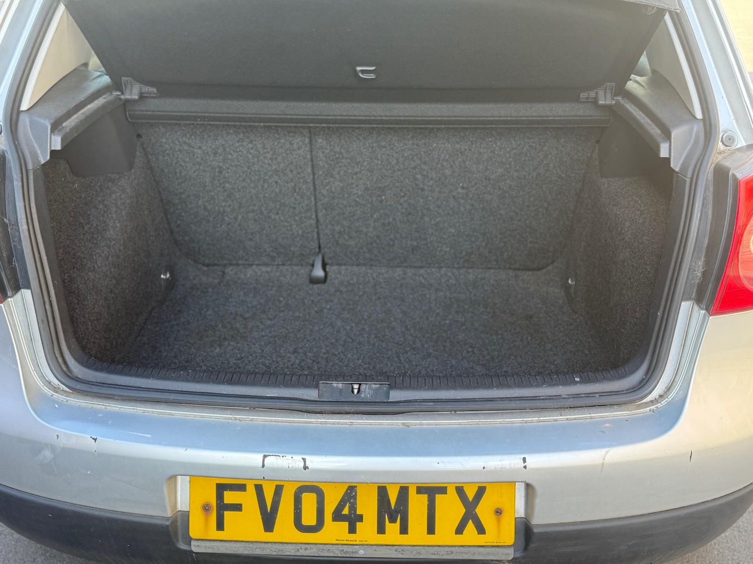 Used Volkswagen Golf 2004 for sale - 77044771: Photo 20