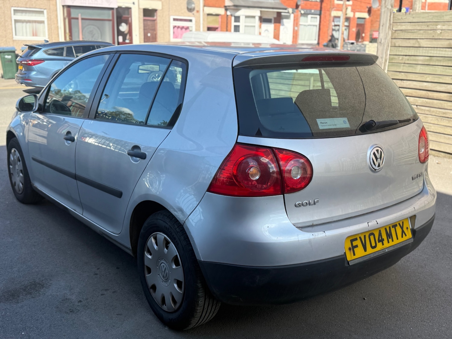 Used Volkswagen Golf 2004 for sale - 77044771: Photo 28