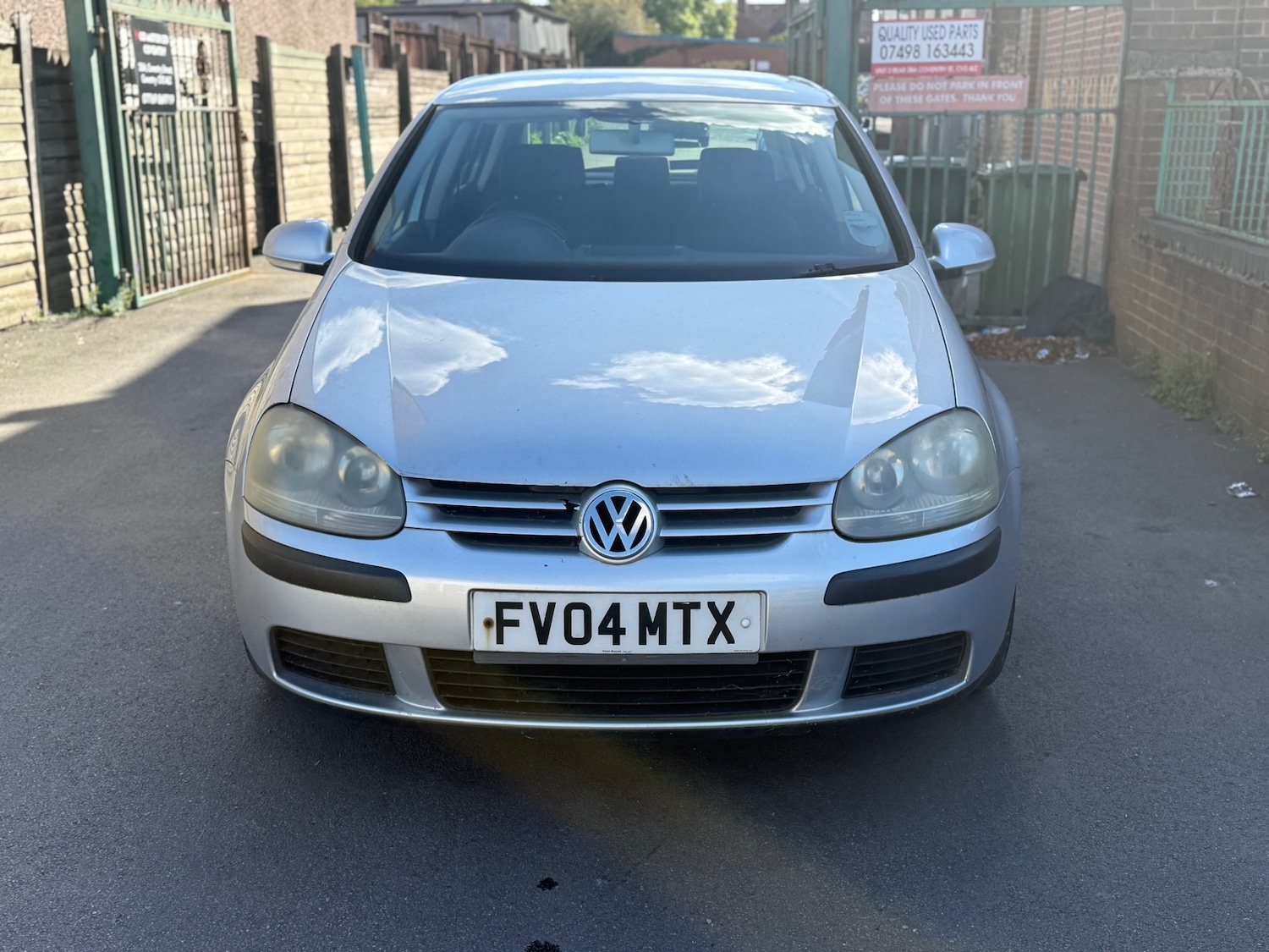 Used Volkswagen Golf 2004 for sale - 77044771: Photo 4