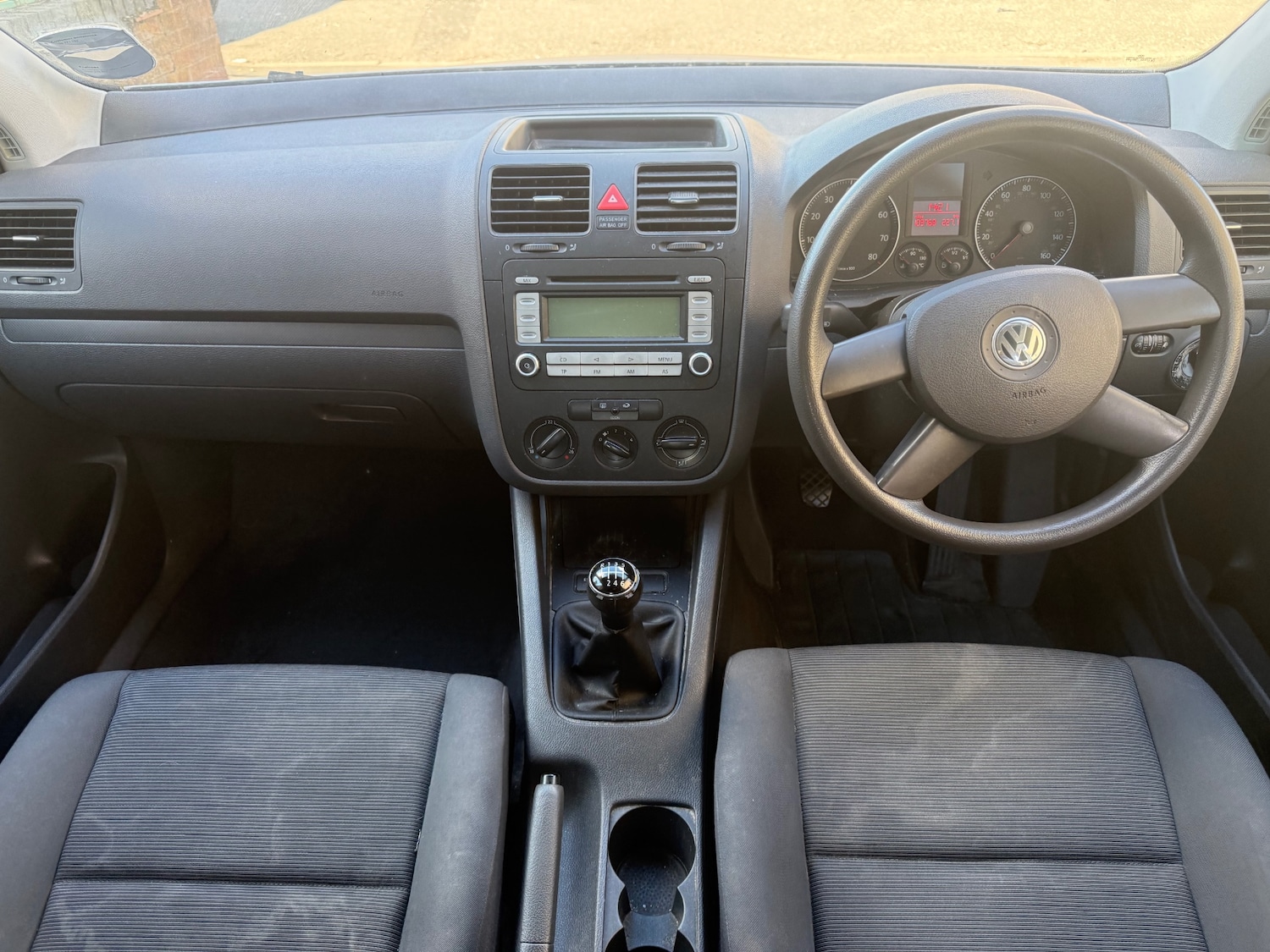 Used Volkswagen Golf 2004 for sale - 77044771: Photo 8