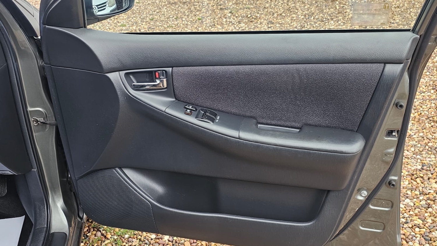 Used Toyota Corolla 2003 for sale - 76746257: Photo 34