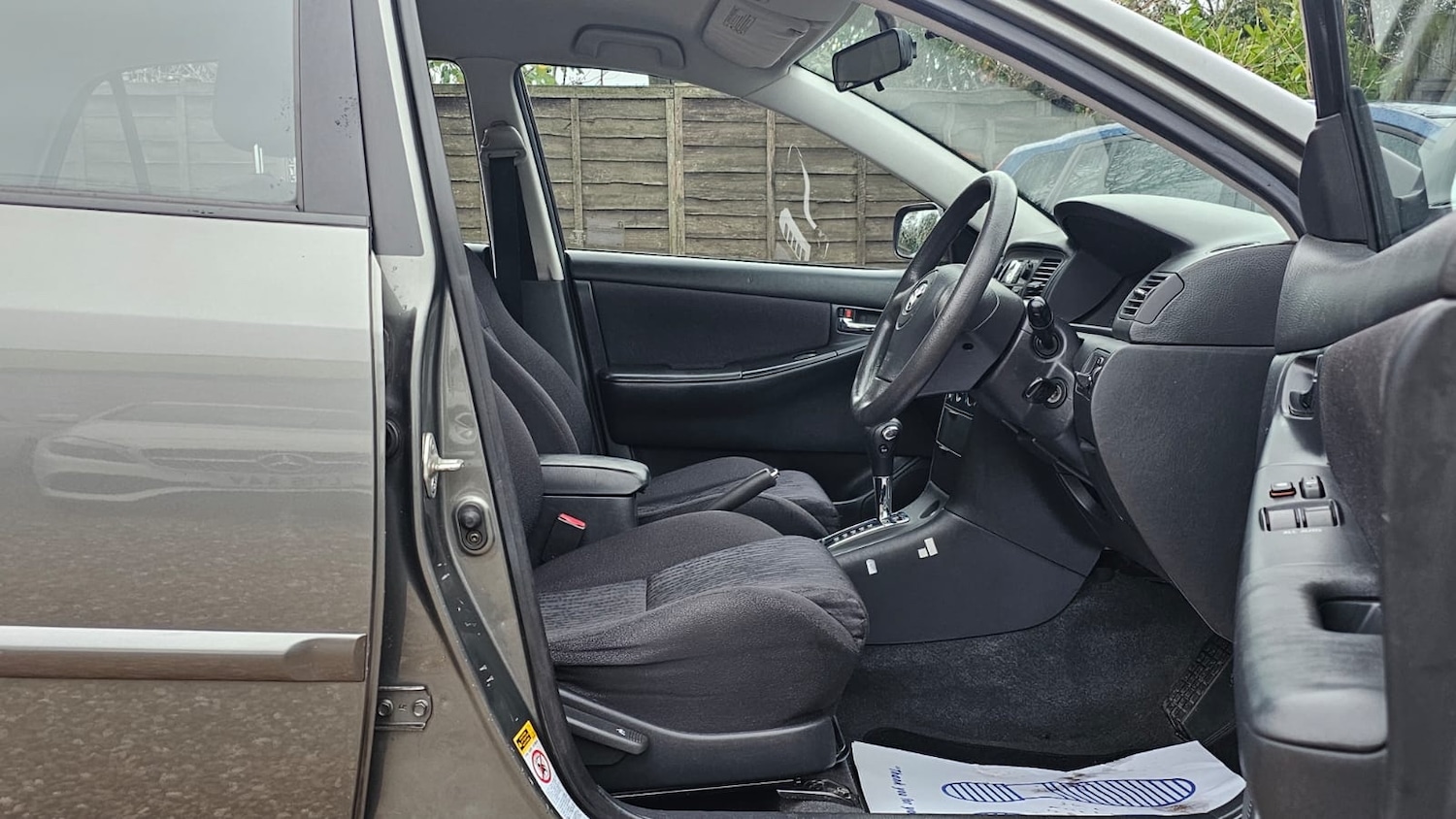 Used Toyota Corolla 2003 for sale - 76746257: Photo 7