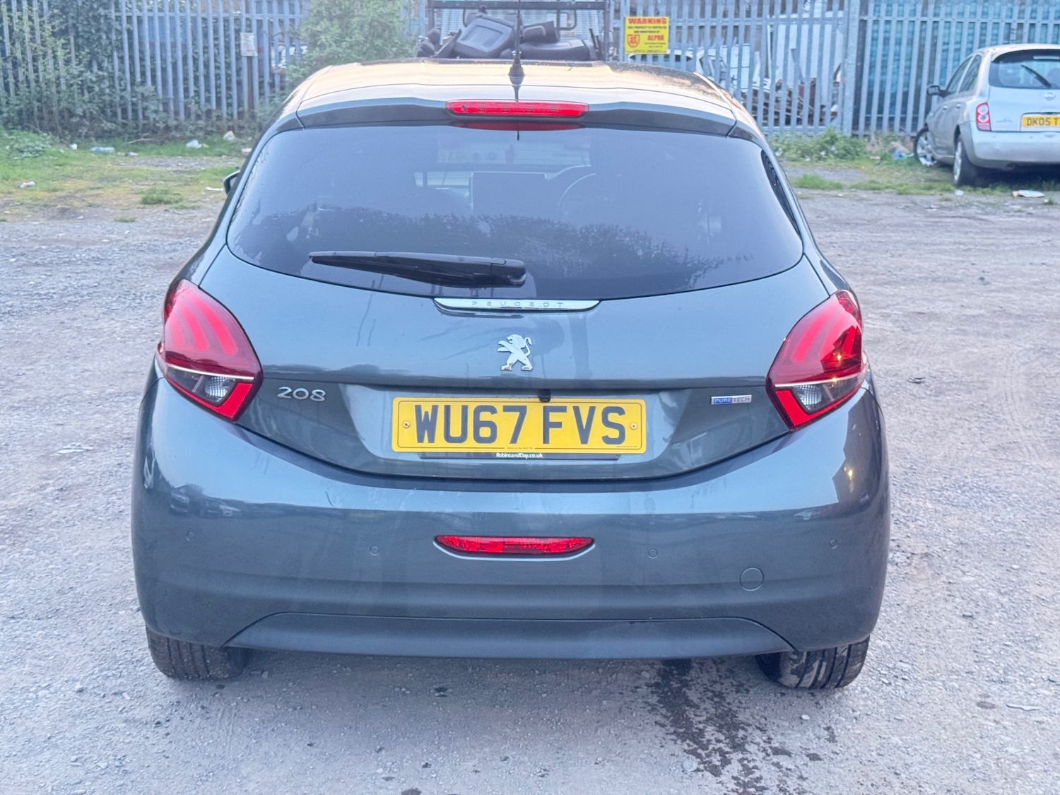 Used Peugeot 208 2017 for sale - 77968896: Photo 4