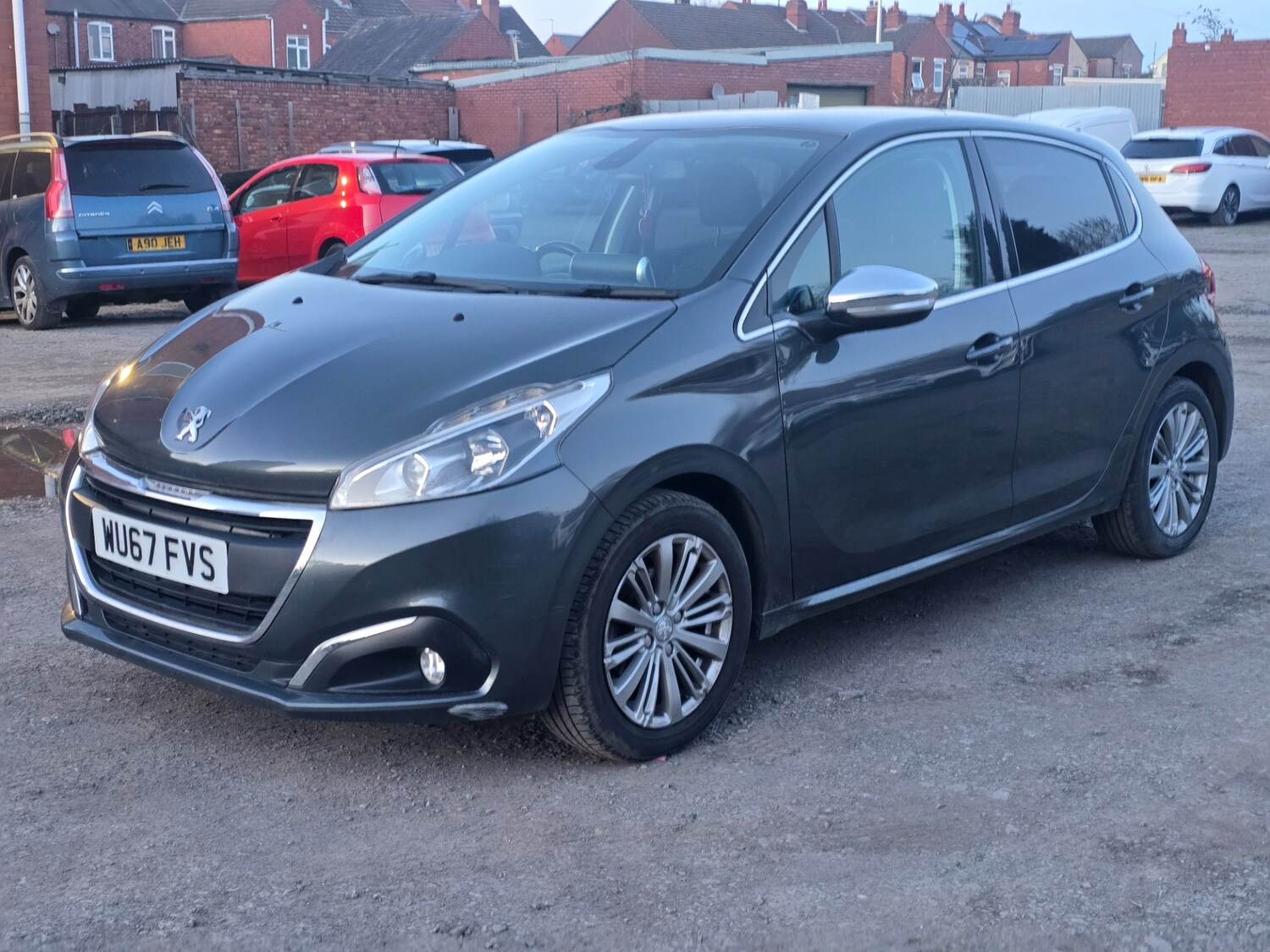 Used Peugeot 208 2017 for sale - 77938561: Photo 17