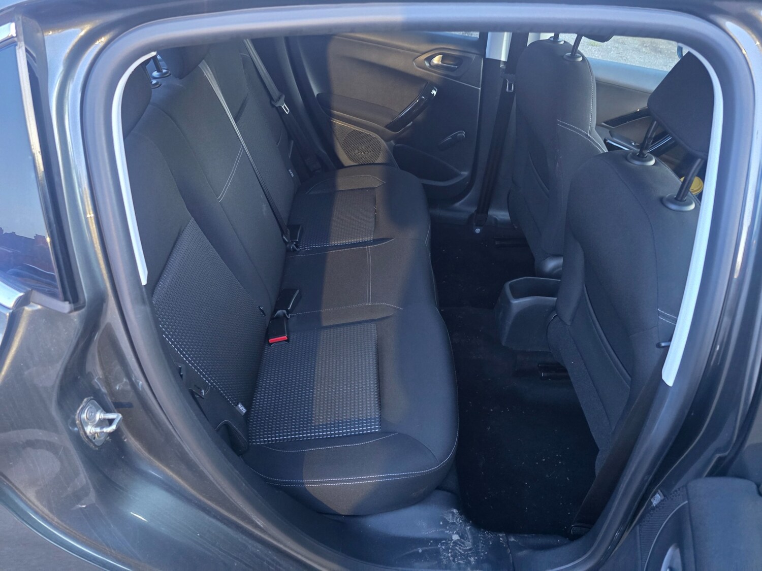 Used Peugeot 208 2017 for sale - 77938561: Photo 19