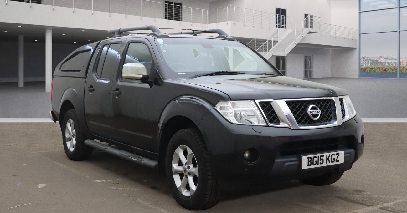 Used Nissan Navara 2015 for sale - 76442229: Photo 1