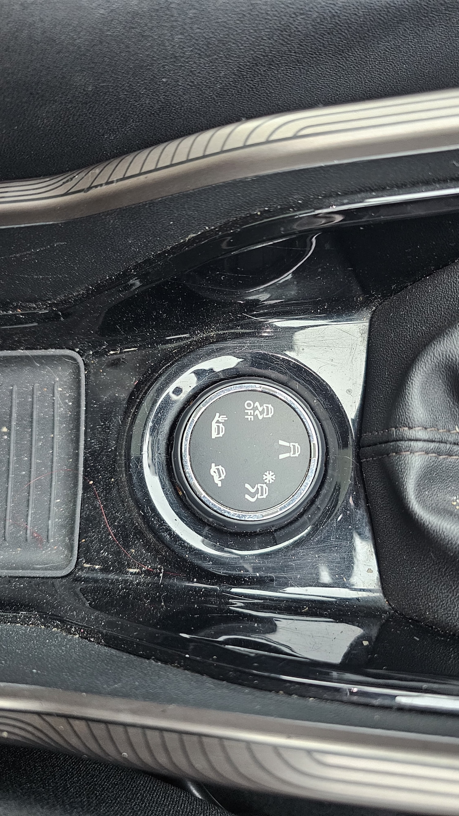 Used Peugeot 2008 2015 for sale - 77740276: Photo 19