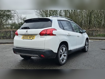 Used Peugeot 2008 2015 for sale - 77740276: Photo