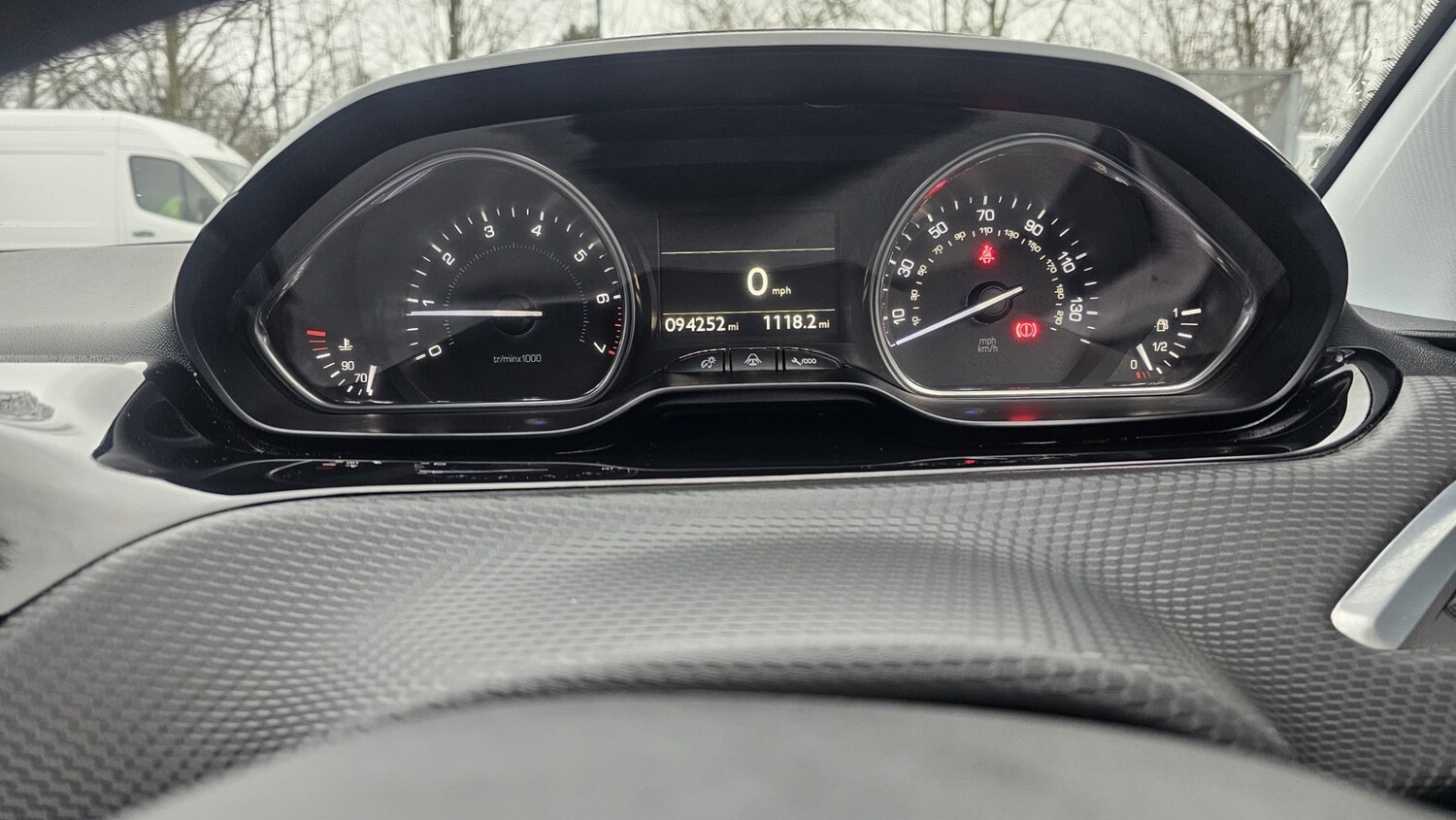 Used Peugeot 2008 2015 for sale - 77703189: Photo 46