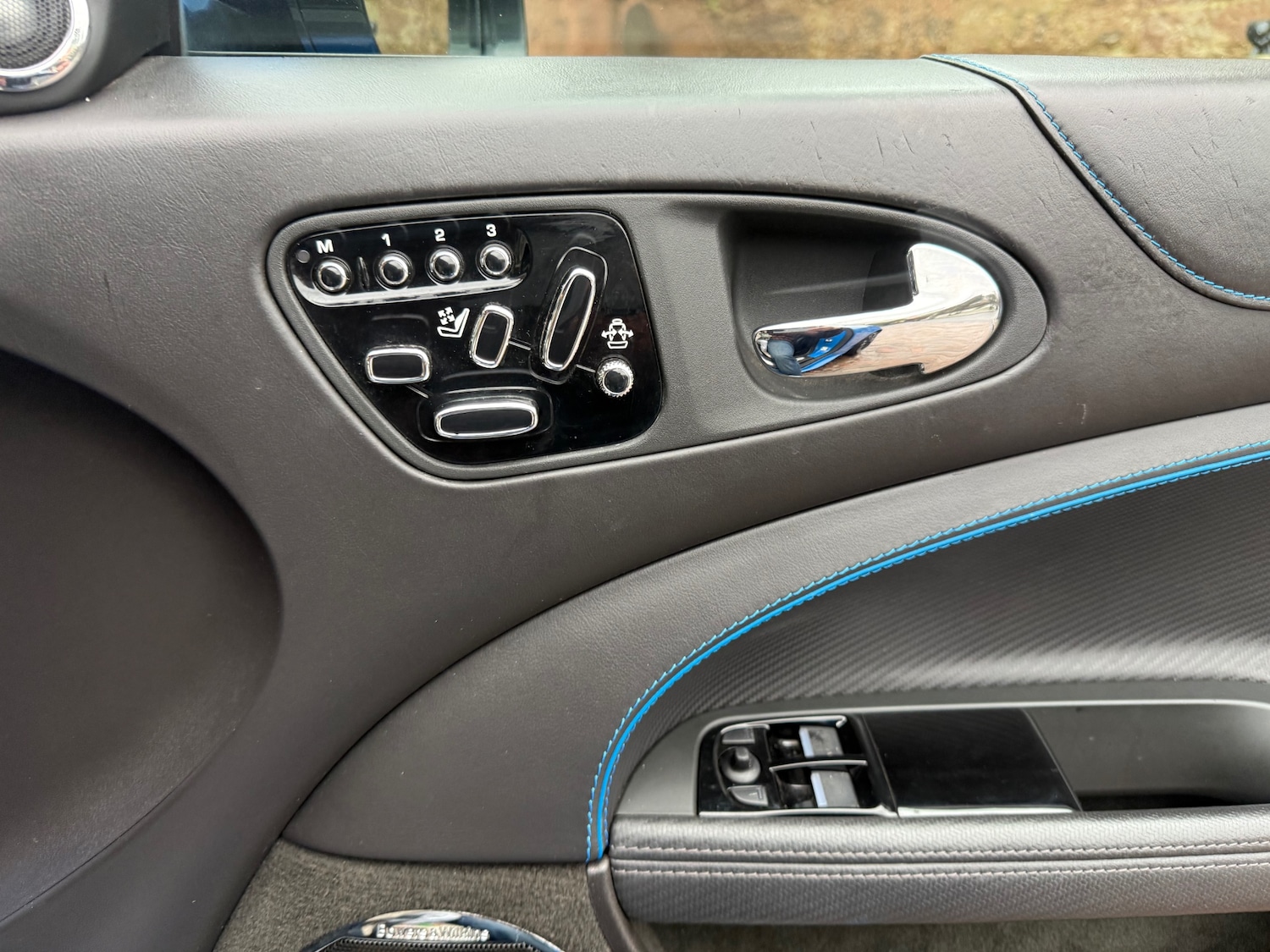 Used Jaguar XK 2012 for sale - 77253549: Photo 47