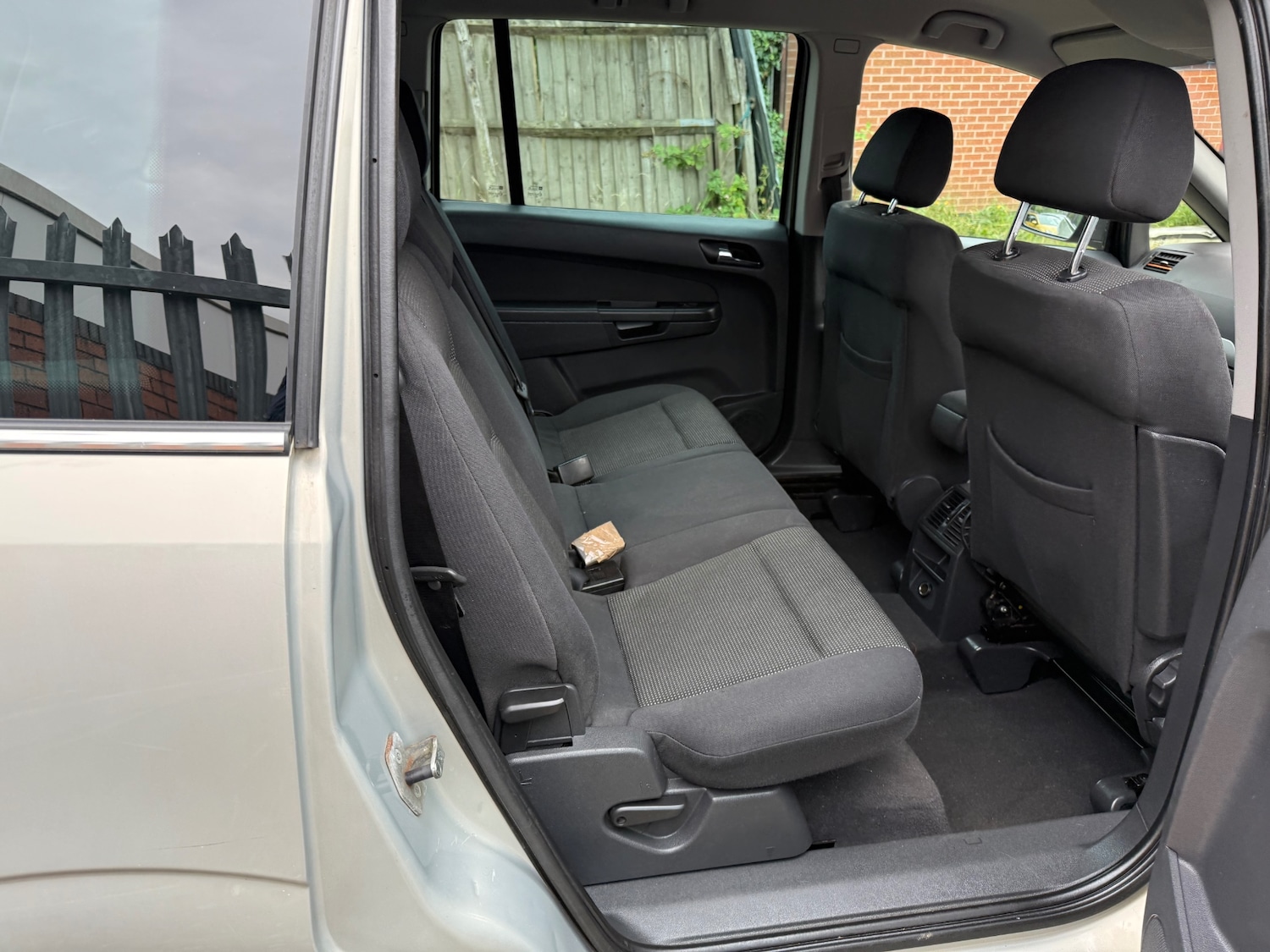 Used Vauxhall Zafira 2007 for sale - 76155790: Photo 11