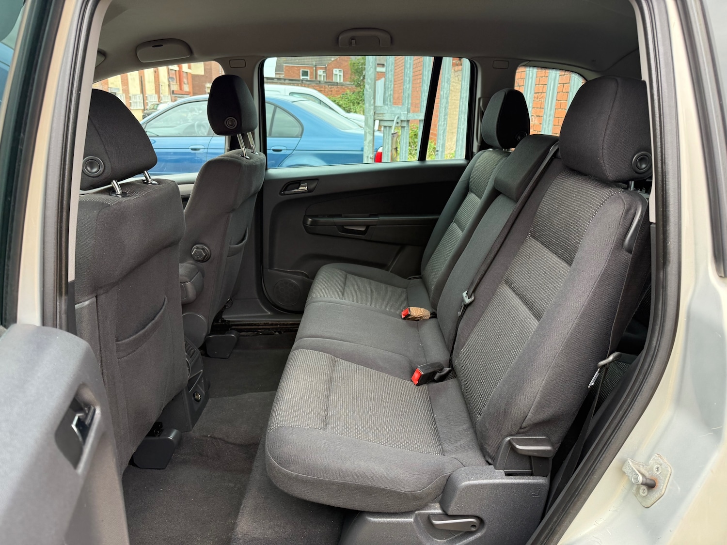 Used Vauxhall Zafira 2007 for sale - 76155790: Photo 25