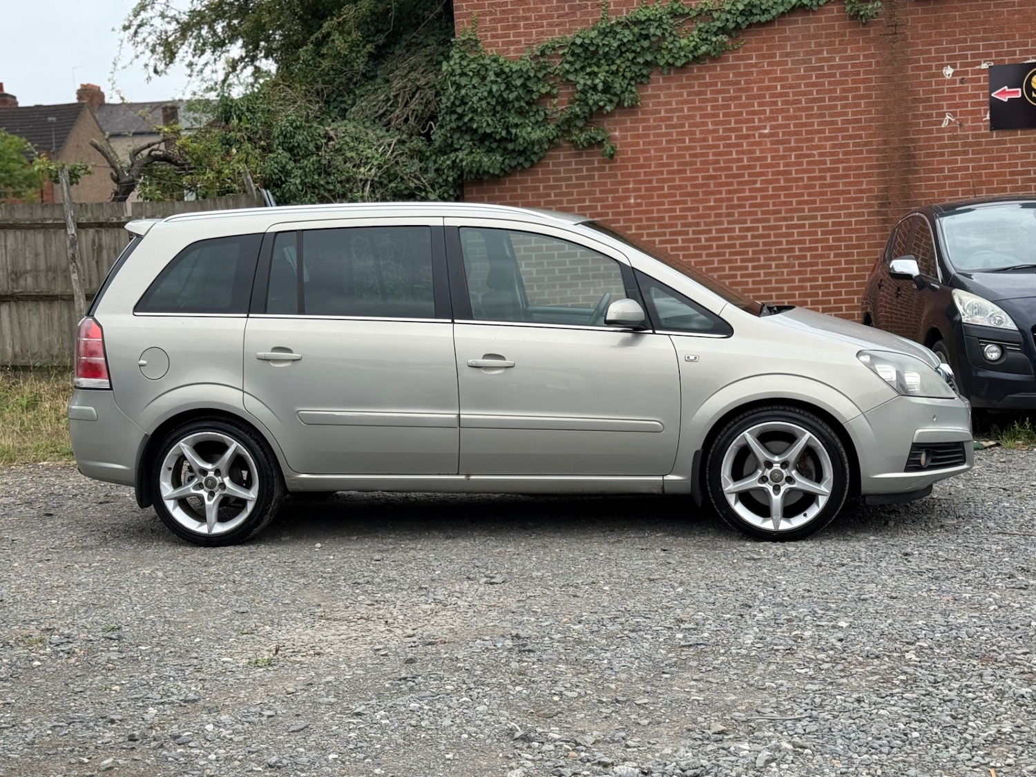 Used Vauxhall Zafira 2007 for sale - 76155790: Photo 7