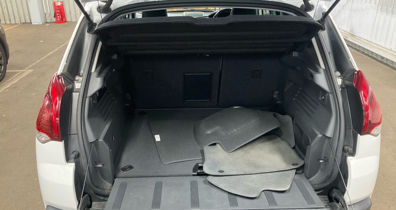 Used Peugeot 3008 2015 for sale - 76444298: Photo 13