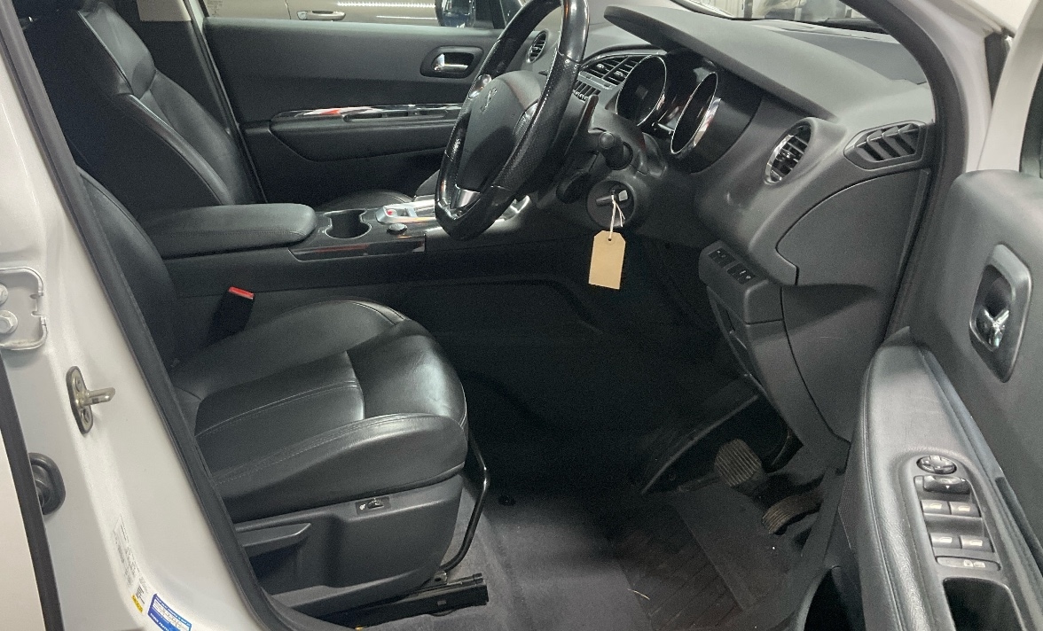 Used Peugeot 3008 2015 for sale - 76444298: Photo 8