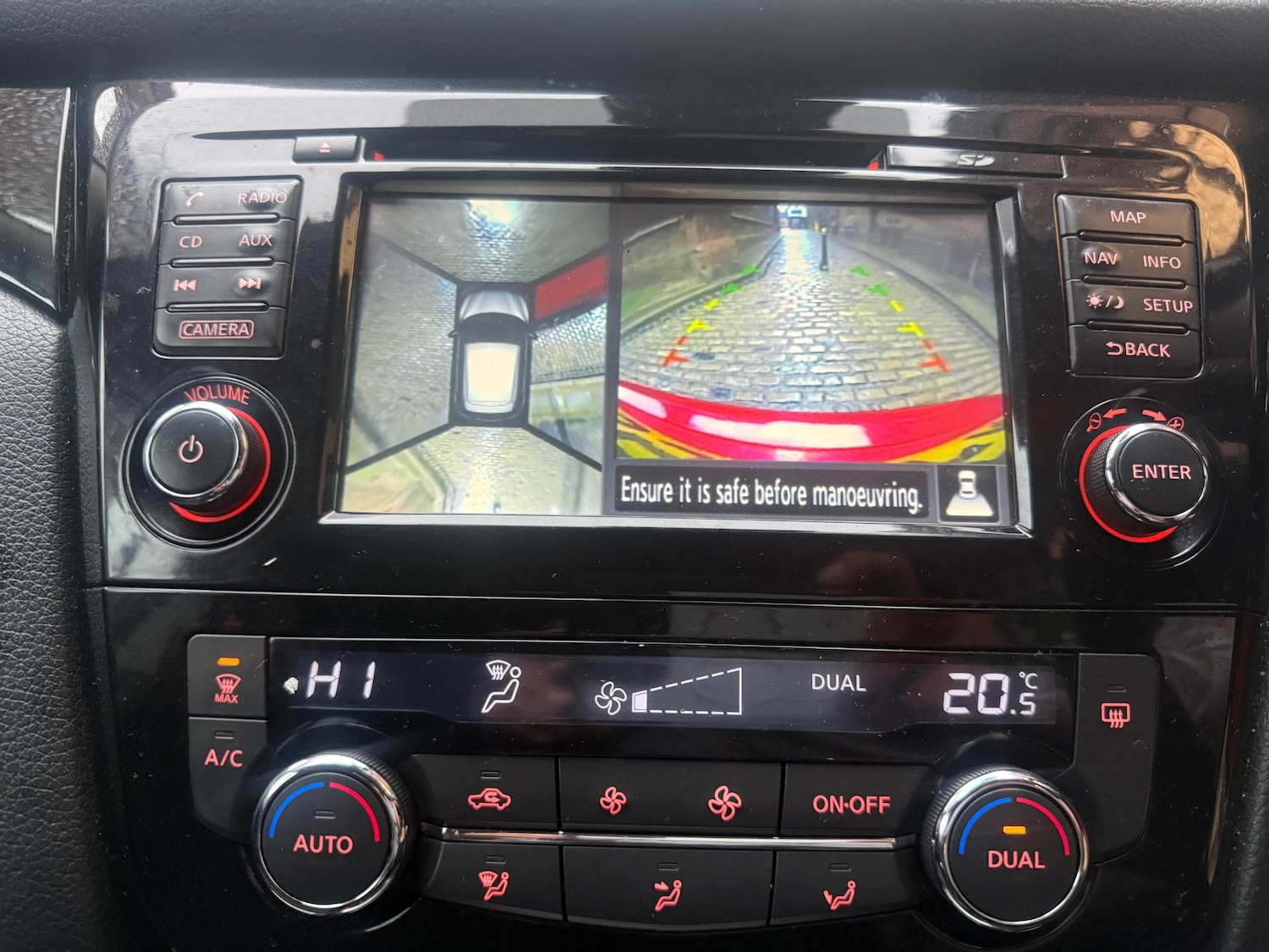 Used Nissan Qashqai 2015 for sale - 77470301: Photo 10