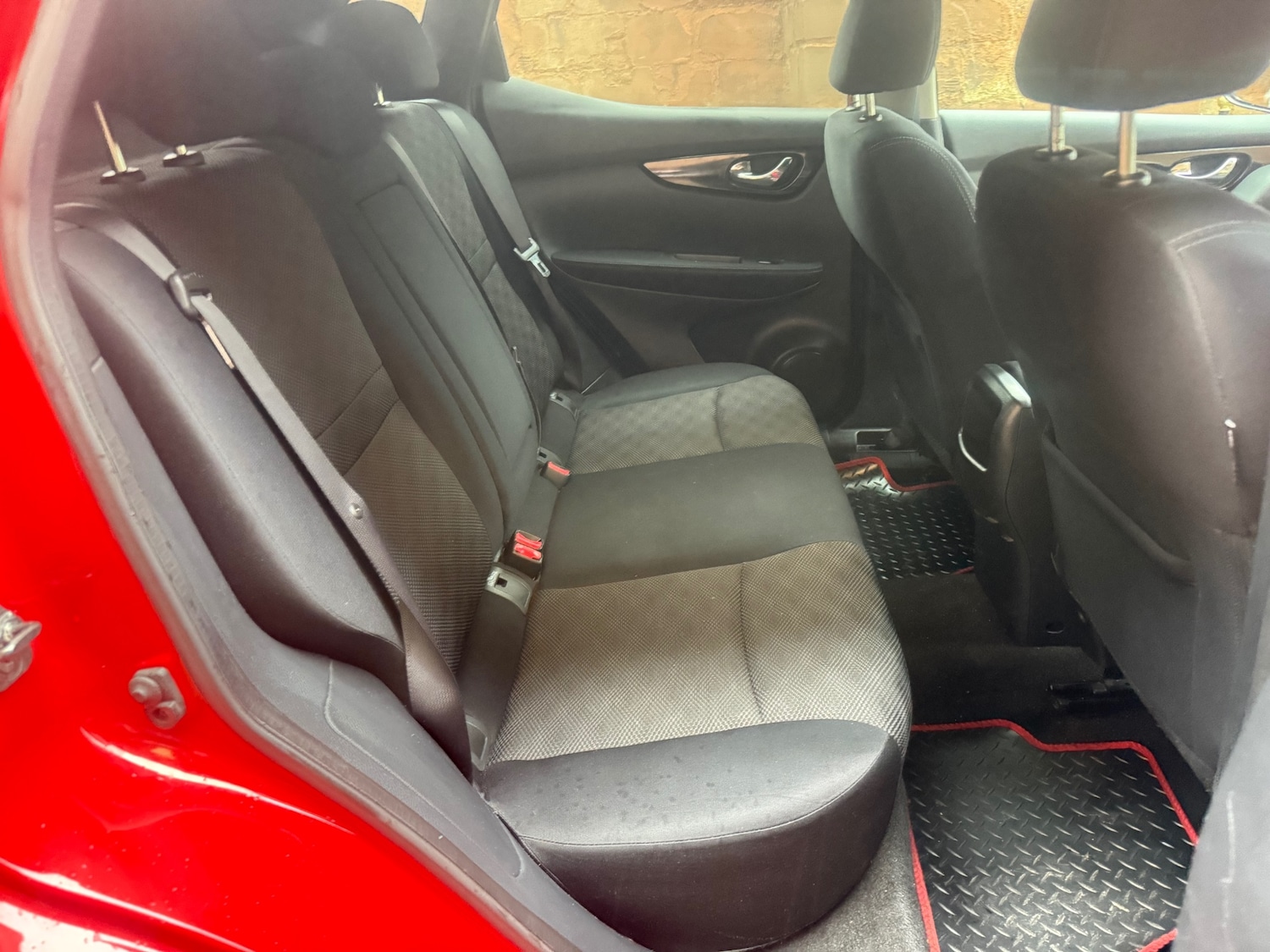 Used Nissan Qashqai 2015 for sale - 77470301: Photo 12