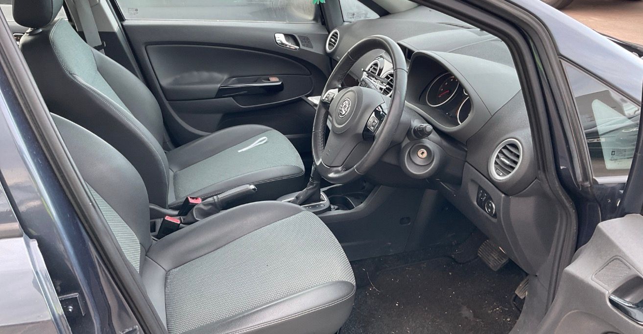 Used Vauxhall Corsa 2011 for sale - 77772501: Photo 5