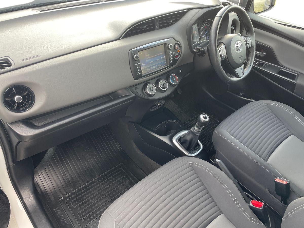 Used Toyota Yaris 2018 for sale - 76687579: Photo 11