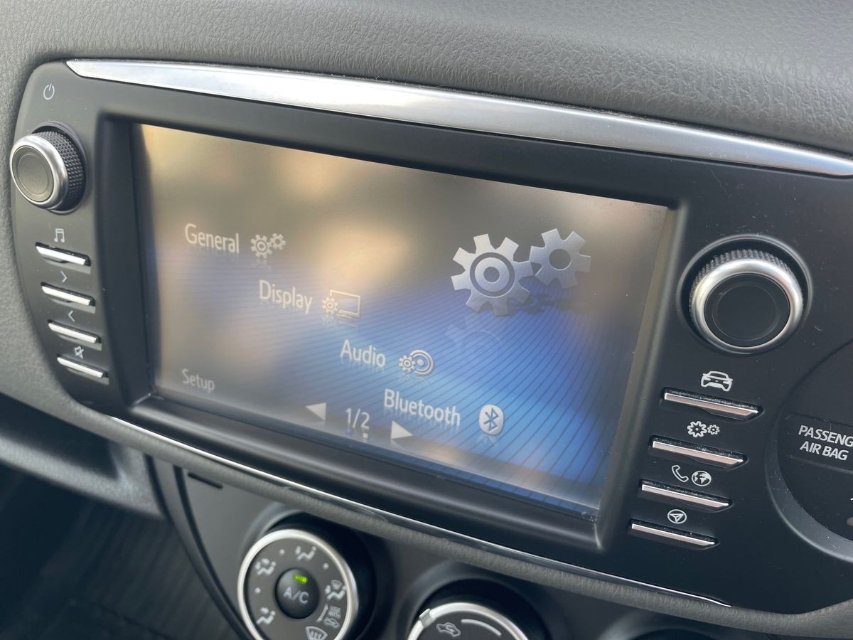 Used Toyota Yaris 2018 for sale - 76687579: Photo 30