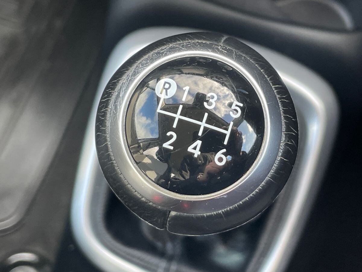 Used Toyota Yaris 2018 for sale - 76687579: Photo 34