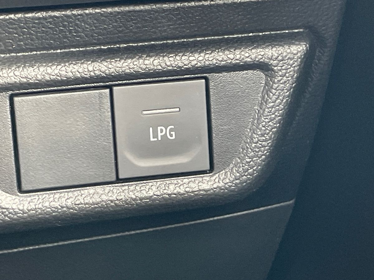 Used Dacia Sandero Stepway 2024 for sale - 76413608: Photo 29