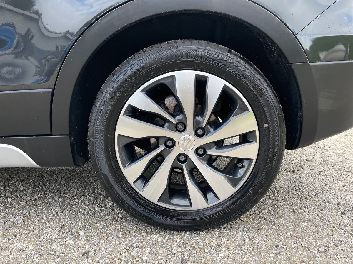 Used Suzuki SX4 S-Cross 2017 for sale - 76848885: Photo 6