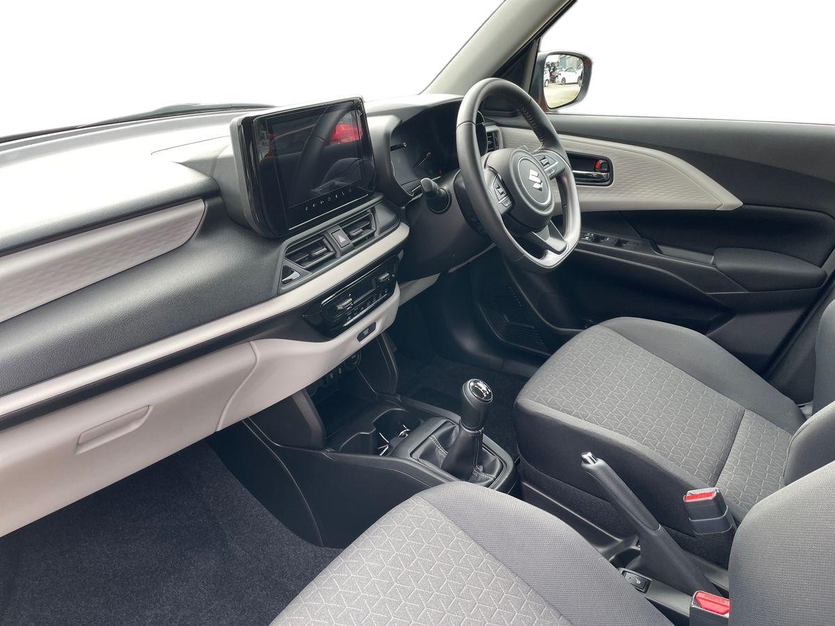 Used Suzuki Swift 2024 for sale - 76082918: Photo 11