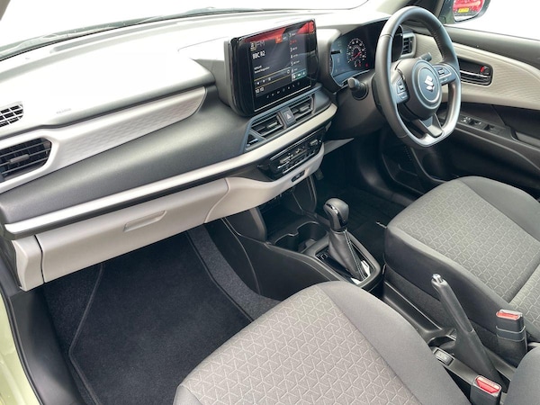 Used Suzuki Swift 2024 for sale - 76134599: Photo 10