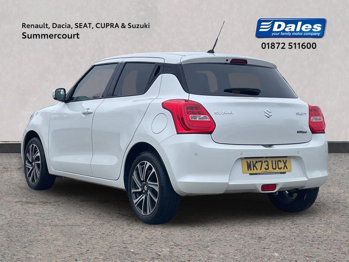 Used Suzuki Swift 2023 for sale - 77065900: Photo 2