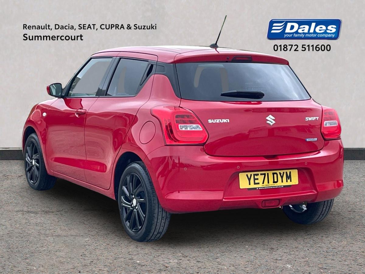 Used Suzuki Swift 2021 for sale - 76630437: Photo 2