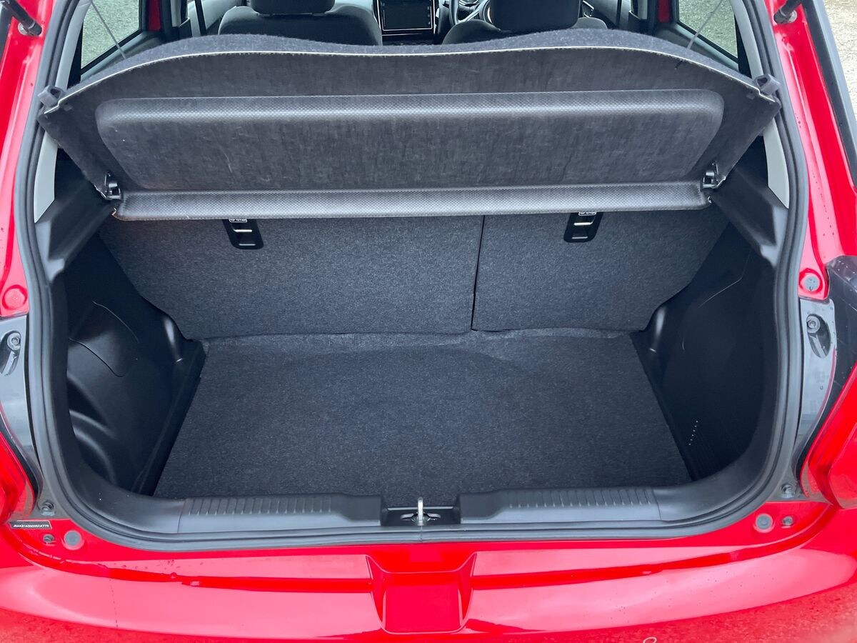 Used Suzuki Swift 2021 for sale - 76630437: Photo 21