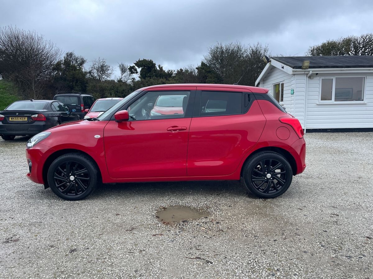 Used Suzuki Swift 2021 for sale - 76630437: Photo 22